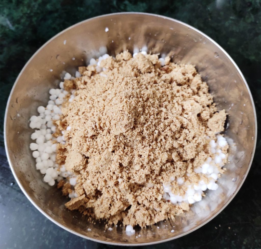 Sabudana Khichdi Peanut powder add